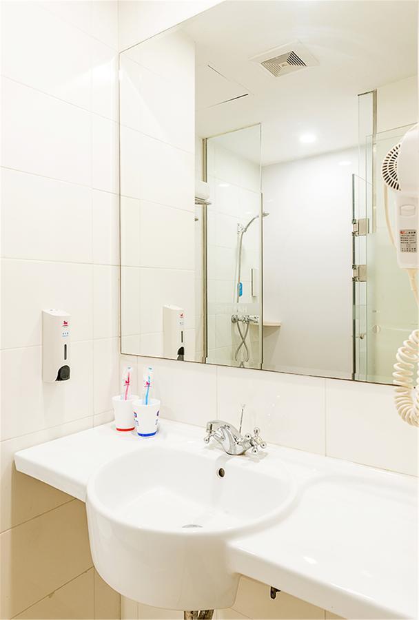 Hanting Hotel Zhongshan  Exterior photo